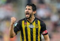 شاهد.. حجازي ضحية اصطدام عنيف مع حارس الفتح في مباراة الاتحاد