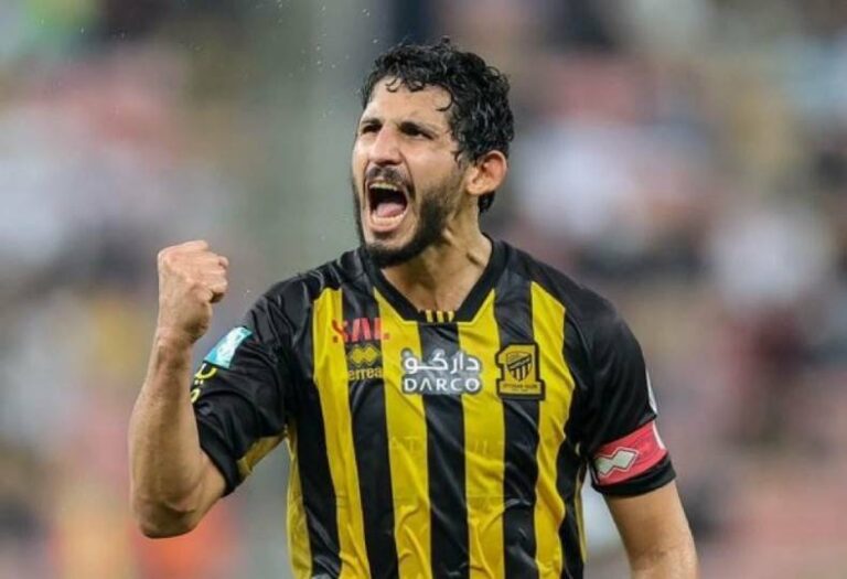 شاهد.. حجازي ضحية اصطدام عنيف مع حارس الفتح في مباراة الاتحاد