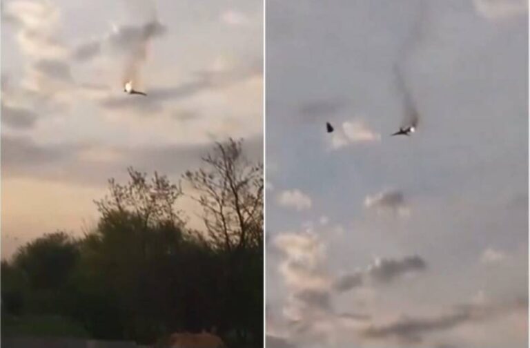شاهد لحظة تحطم مقاتلة روسية بعد استهدافها بصاروخ أوكراني