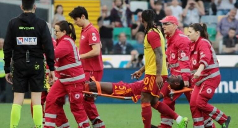 مفاجئة في الدوري الإيطالي: إلغاء مباراة روما وأودينيزي بسبب حالة طارئة للاعب روما -فيديو