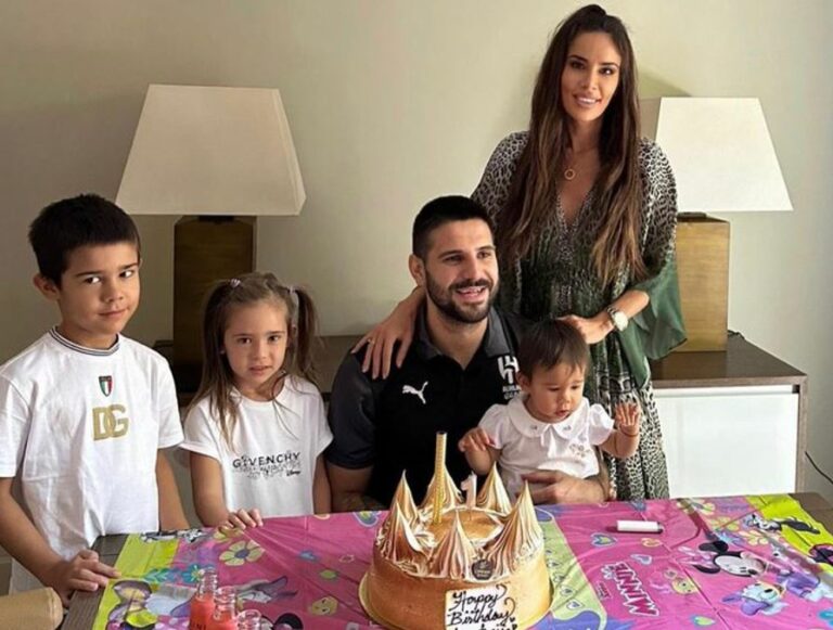محمد الشهري يكشف عن حب لاعب الهلال ميتروفيتش للمملكة وتفضيله لتربية أولاده بالمملكة -فيديو