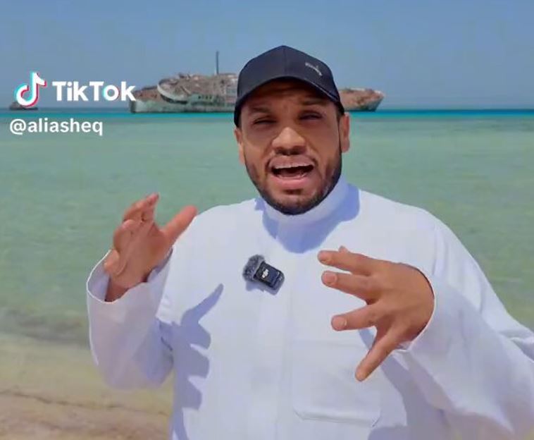 فيديو.. اكتشاف سفينة مهجورة تدعى تايتنك السعودية ترسو في شعيبة بمكة لمدة 30 عامًا