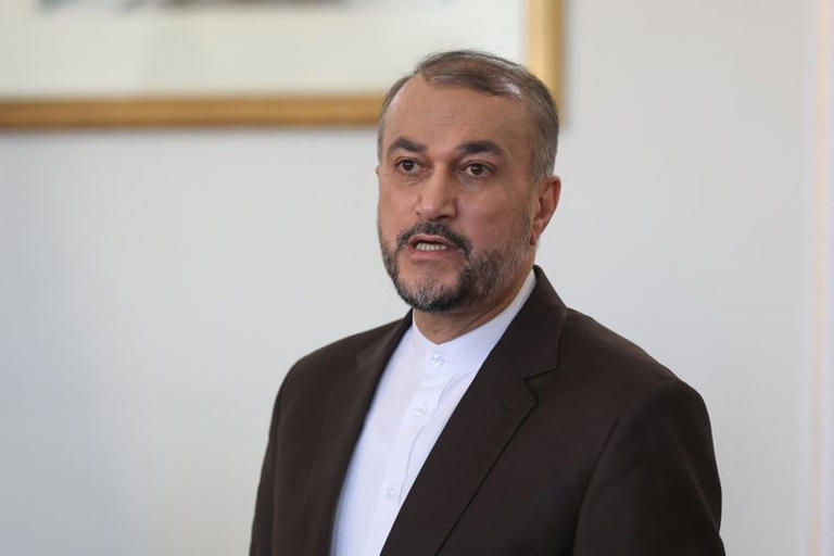 إيران تكشف عن موقفها بشأن الرد على الهجوم الإسرائيلي الذي استهدف قاعدة أصفهان العسكرية