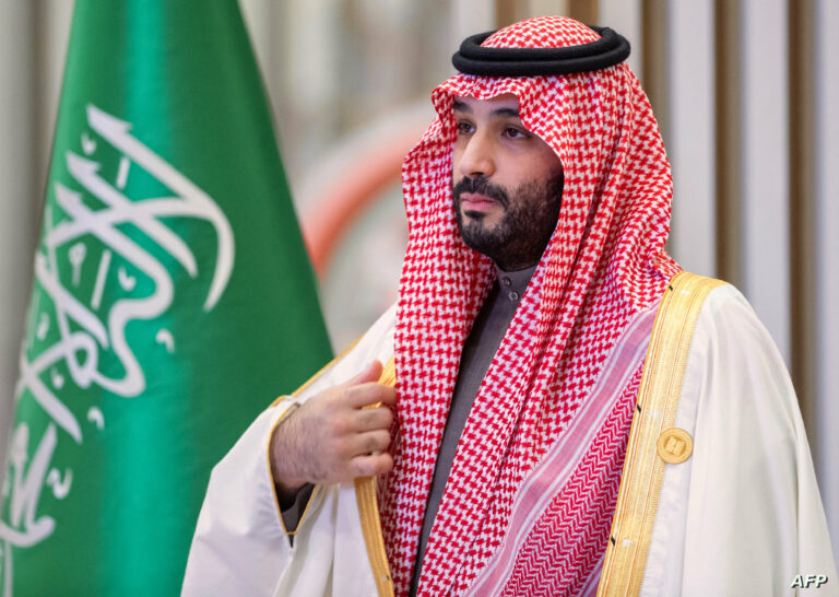 ولي العهد يغادر إلى البحرين للمشاركة في اجتماع لمجلس جامعة الدول العربية على مستوى القمة