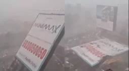 شاهد لحظة سقوط لوحة إعلانية ضخمة في مدينة بومباي بالهند ووفاة 12 شخصا