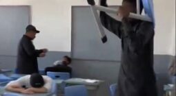 فيديو.. لقطات طريفة لطلاب يُجمّدون الزمن داخل الفصل الدراسي