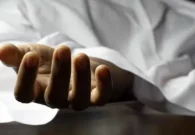 شاب مصري يقتل والدته ويلقي جثتها من الطابق الثامن.. والكشف عن السبب