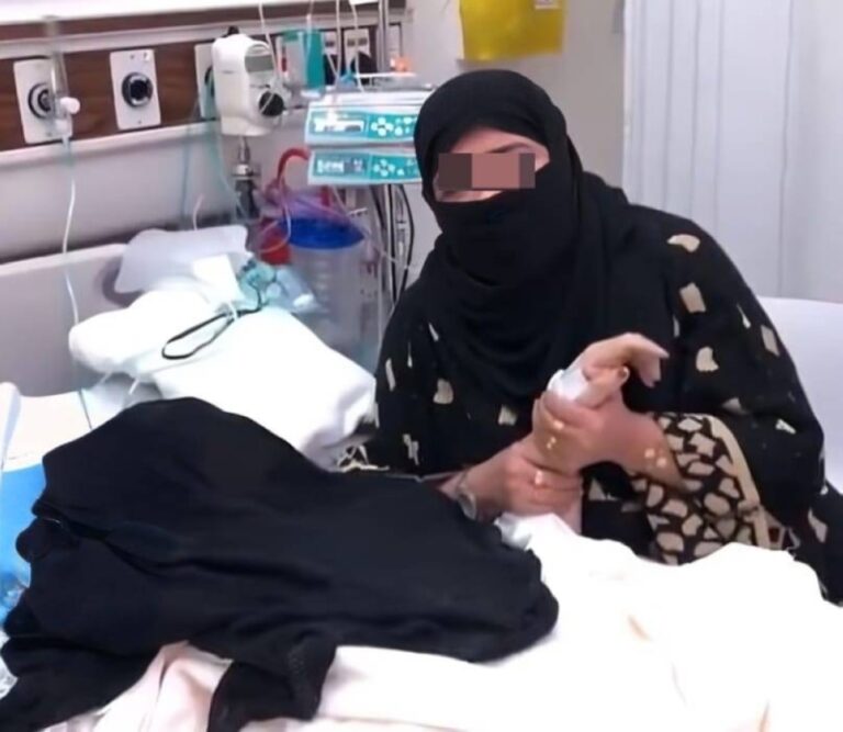 ردود فعل غاضبة بعد نشر مشهورة تيك توك لصورة وفاة والدتها في المملكة