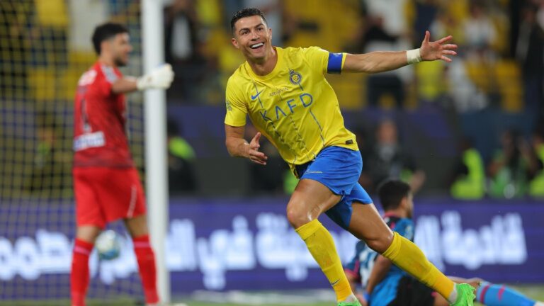 نادي النصر يتفوق بسداسية نارية على الوحدة في دوري روشن للمحترفين -فيديو