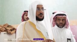 وزير الشؤون الإسلامية يوجه كلمة مؤثرة للموظفين خلال زيارته لمسجد جازان -فيديو