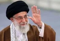 المرشد الإيراني يؤكد استمرار شؤون الدولة بعد حادث تحطم طائرة الرئيس رئيسي