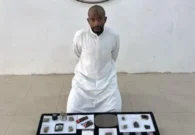 القبض على محامي كويتي داخل مكتبه وبحوزته مواد مخدرة بعدما صرح أنه جمع ملايين برأس مال 5 دنانير