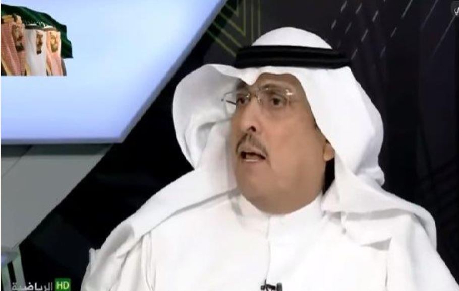 فيديو: فرّوا من سيارتهم بعد اكتشافهم لأفعى في داخلها