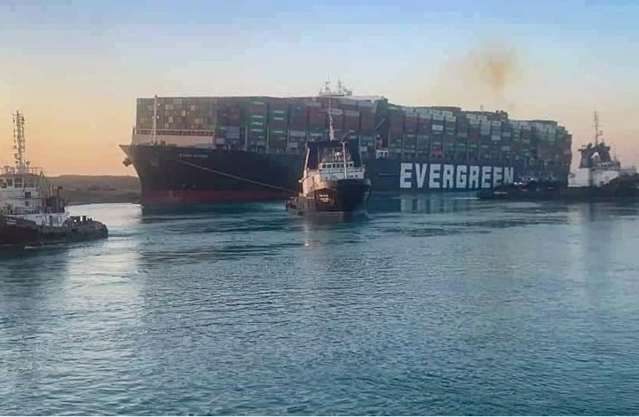 حقيقة دفع التعويضات بعد انتهاء أزمة السفينة الجائحة في قناة السويس
