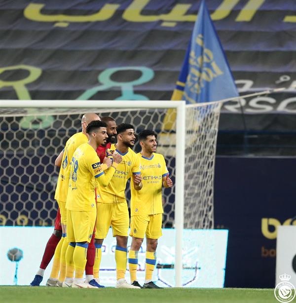 الهلال ينفرد.. سقوط الأهلي والشباب.. والنصر ينفجر في أبرز مشاهد الجولة الـ 24